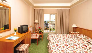 Hotel Justiniano Wish Side
