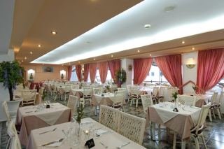 Hotel Kalyves Beach