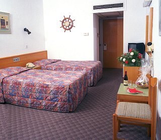 Hotel Kapetanios Bay