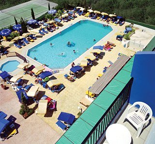 Hotel Kapetanios Bay