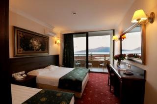 Hotel Kaya Maris