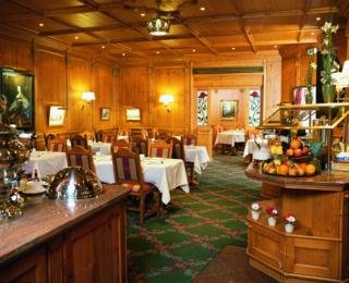Hotel King's First Class