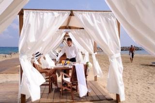 Hotel Knossos Beach