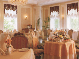 Hotel Korston
