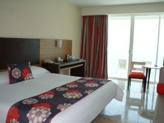Hotel Krystal Cancun