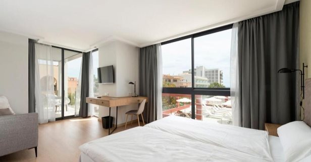 Hotel Kyrat Amarac Suites