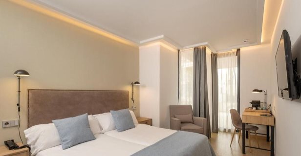 Hotel Kyrat Amarac Suites