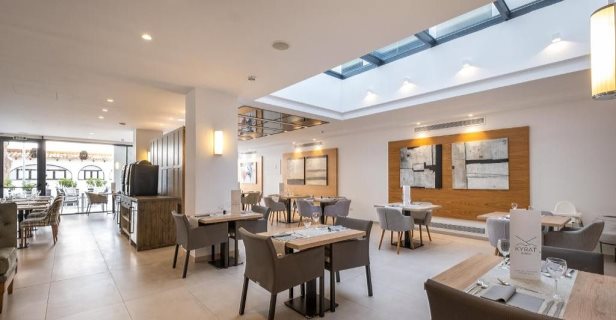 Hotel Kyrat Amarac Suites