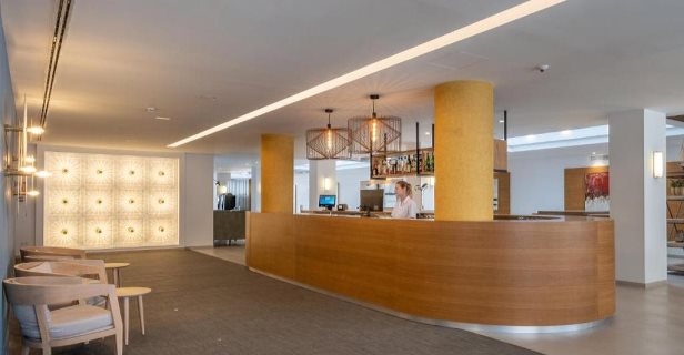 Hotel Kyrat Amarac Suites