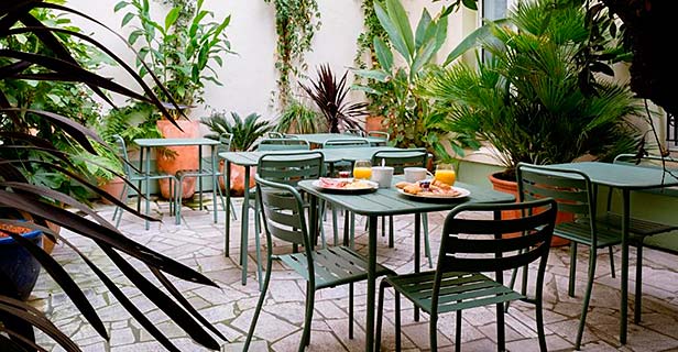 Hotel Kyriad Paris 10 Canal Saint Martin République