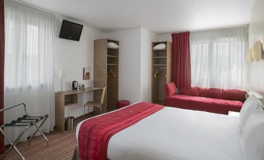 Hotel Kyriad Paris Bercy Village