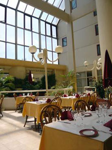 Hotel Kyriad Paris Est Bois De Vincennes