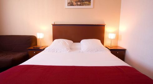 Hotel Kyriad Prestige Joinville Le Pont