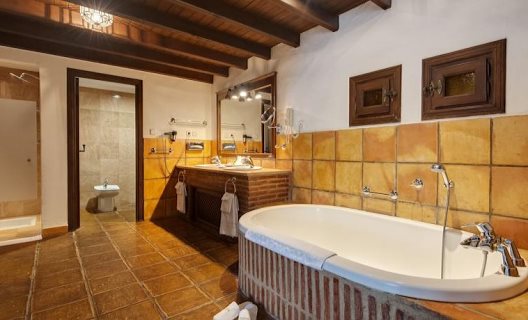 Hotel La Bobadilla