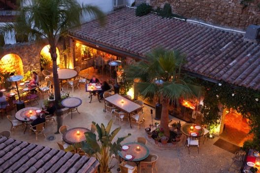 Hotel La Casa Del Califa