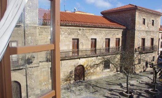 Hotel La Casona De Jovellanos