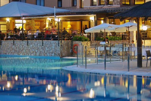 Hotel La Costa Golf & Beach Resort