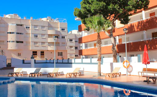 Hotel La Familia Gallo Rojo