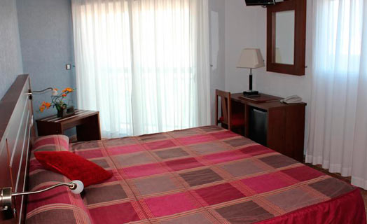 Hotel La Familia Gallo Rojo