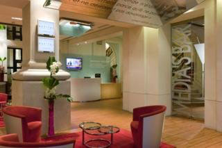 Hotel La Maison Champs Elysees