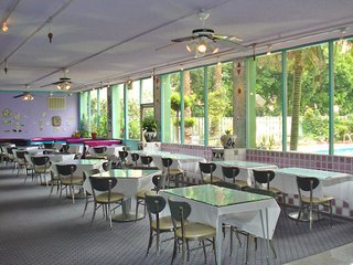 Hotel La-montebello Plaza