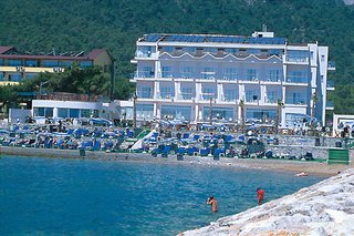 Hotel La Perla Resort