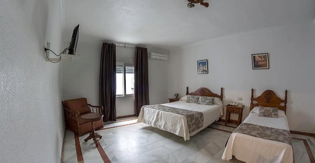 Hotel La Pinta