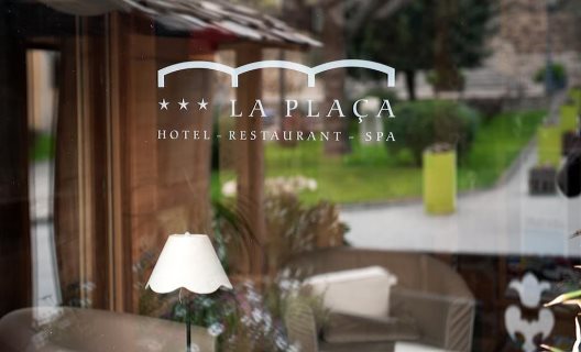 Hotel La Plaça