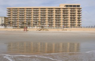 Hotel La Playa Resort & Suites
