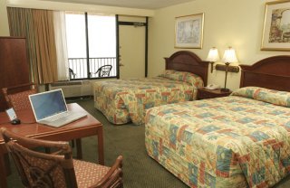 Hotel La Playa Resort & Suites