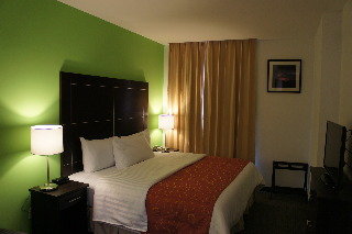 Hotel La Quinta Inn & Suites Puebla Palmas