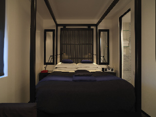 Hotel La Suite West