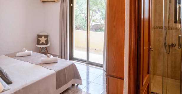 Hotel Lago Dorado