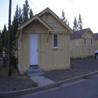 Hotel Lake Yellowstone And Cabins