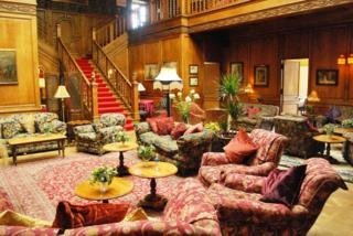 Hotel Lands Of Loyal