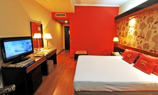 Hotel Lara