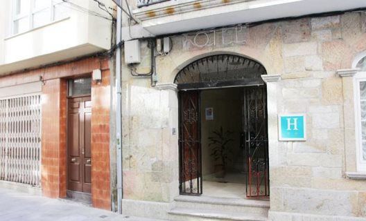Hotel Larry