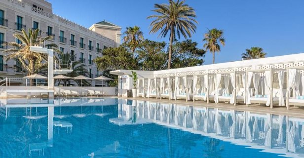 Hotel Las Arenas Balneario Resort Spa