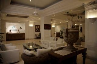 Hotel Las Hadas Golf Resort & Marina