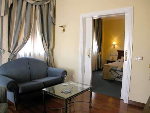 Hotel Las Villas De Antikaria