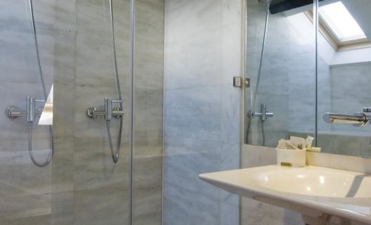 Hotel Lavra Guesthouse