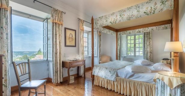 Hotel Lawrence's