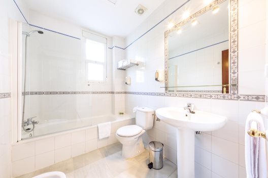 Hotel Leflet Gran Avenida