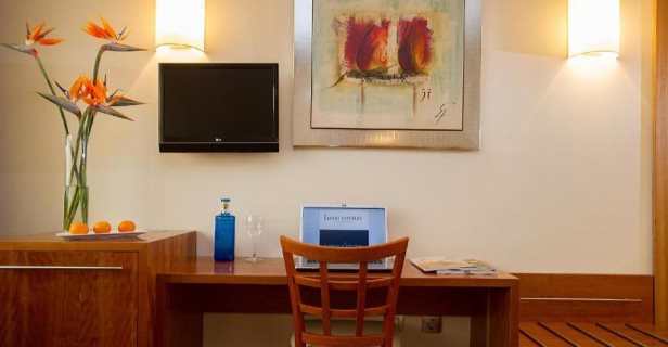 Hotel Leflet Valme