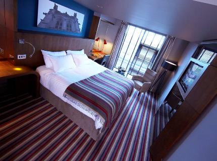 Hotel & Leisure Club Village Prem Leeds South