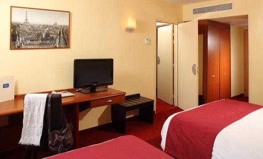 Hotel L'elysee Val D'europe At Disneyland Paris