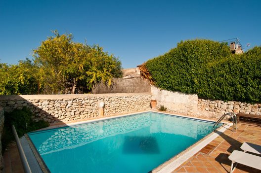 Hotel Leon De Sineu