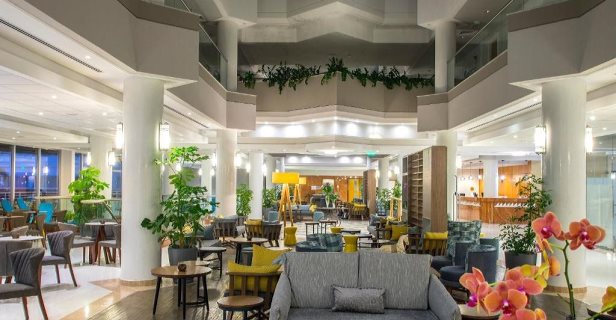 Hotel Leonardo Cypria Bay