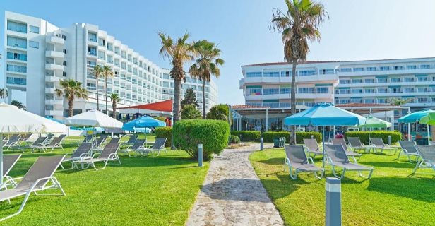 Hotel Leonardo Cypria Bay