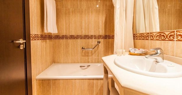 Hotel Leonardo Torremolinos Costa Del Sol